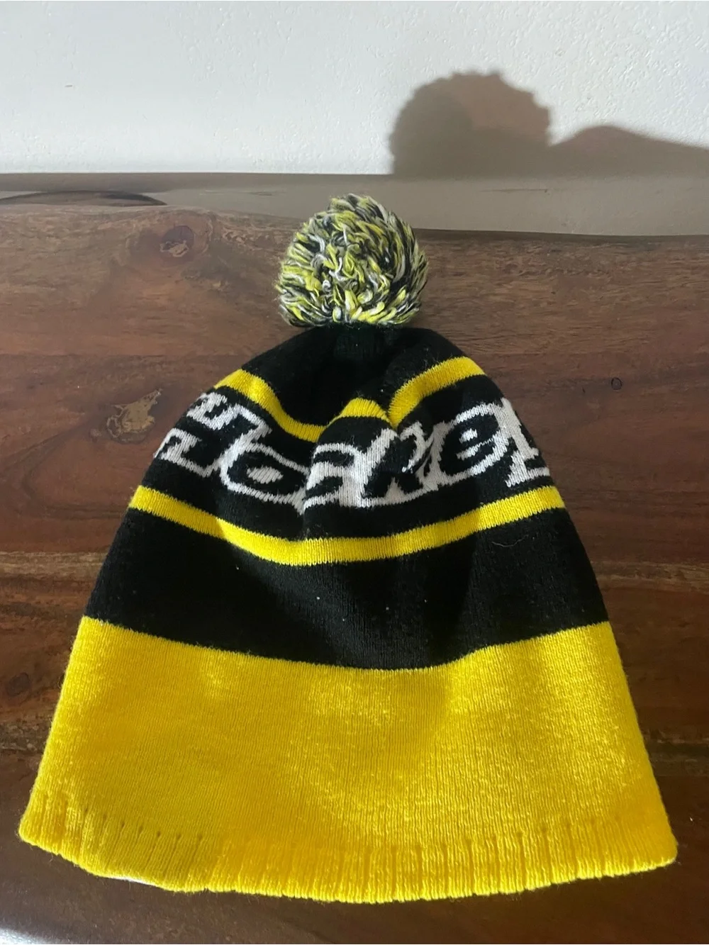 OneHockey Black Yellow Pom Pom Beanie Unisex Hockey Winter Hat